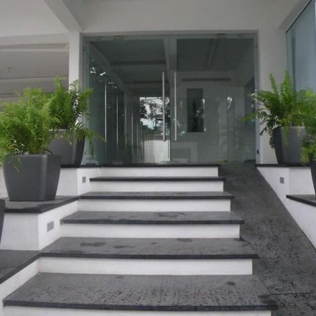 Lincoln Suite Pool - Gym - Sauna 聖多明哥 外观 照片